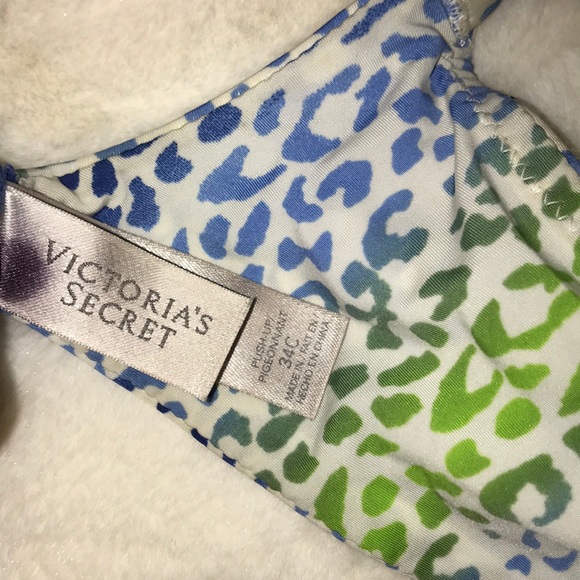 Never worn Victoria secret bra - Picture 4 of 4